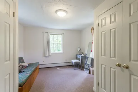 47 Willow Tree Hollow West Tisbury MA 02575