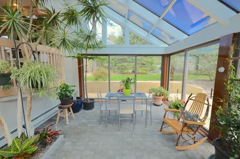 439 Neal Way Oak Bluffs MA 02557