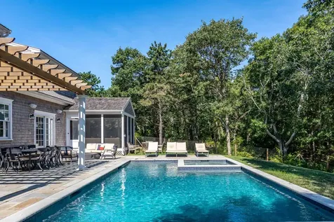 6 Noras Lane Edgartown MA 02539