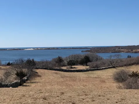 16 Shotnaigher Lane Chilmark MA 02535