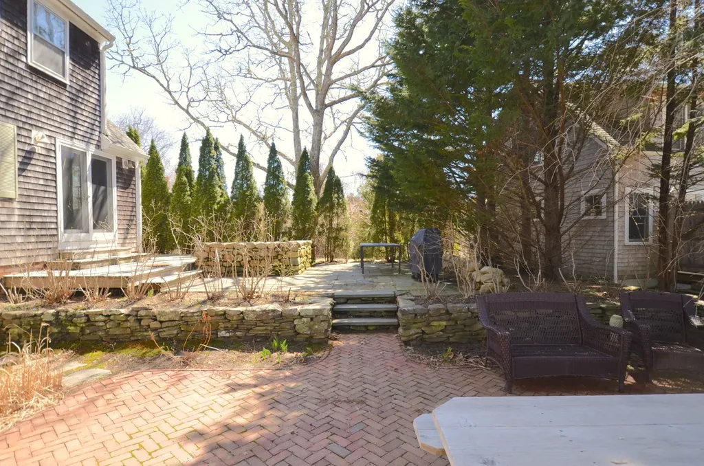 66 Curtis Lane Edgartown MA 02539