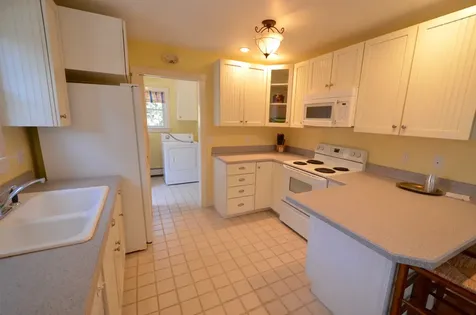 66 Curtis Lane Edgartown MA 02539