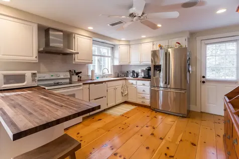 22 Kitts Field Circle Edgartown MA 02539