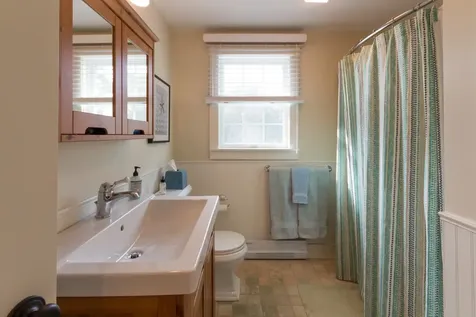 22 Kitts Field Circle Edgartown MA 02539