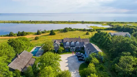 34 Cow Bay Road Edgartown MA 02539