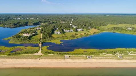 34 Cow Bay Road Edgartown MA 02539