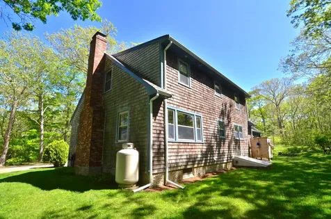 169 Clover Hill Drive Vineyard Haven MA 02568