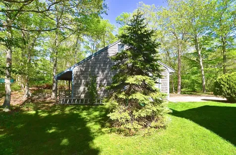 169 Clover Hill Drive Vineyard Haven MA 02568