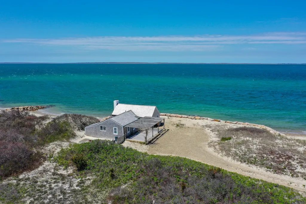 655 Herring Creek Road Vineyard Haven MA 02568