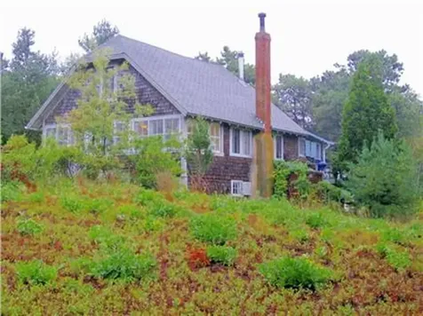 140 Fitchburg Avenue Oak Bluffs MA 02557