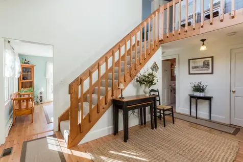 54 Schoolhouse Road Edgartown MA 02539