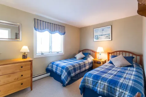 54 Schoolhouse Road Edgartown MA 02539