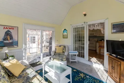 54 Schoolhouse Road Edgartown MA 02539
