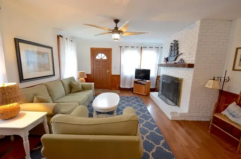 18 Pinehurst Road Edgartown MA 02539