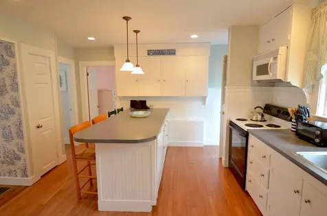 18 Pinehurst Road Edgartown MA 02539