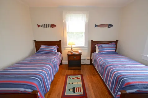 18 Pinehurst Road Edgartown MA 02539