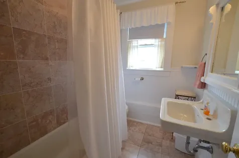 18 Pinehurst Road Edgartown MA 02539