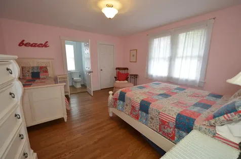 18 Pinehurst Road Edgartown MA 02539