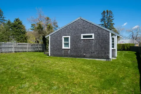 18 Pinehurst Road Edgartown MA 02539
