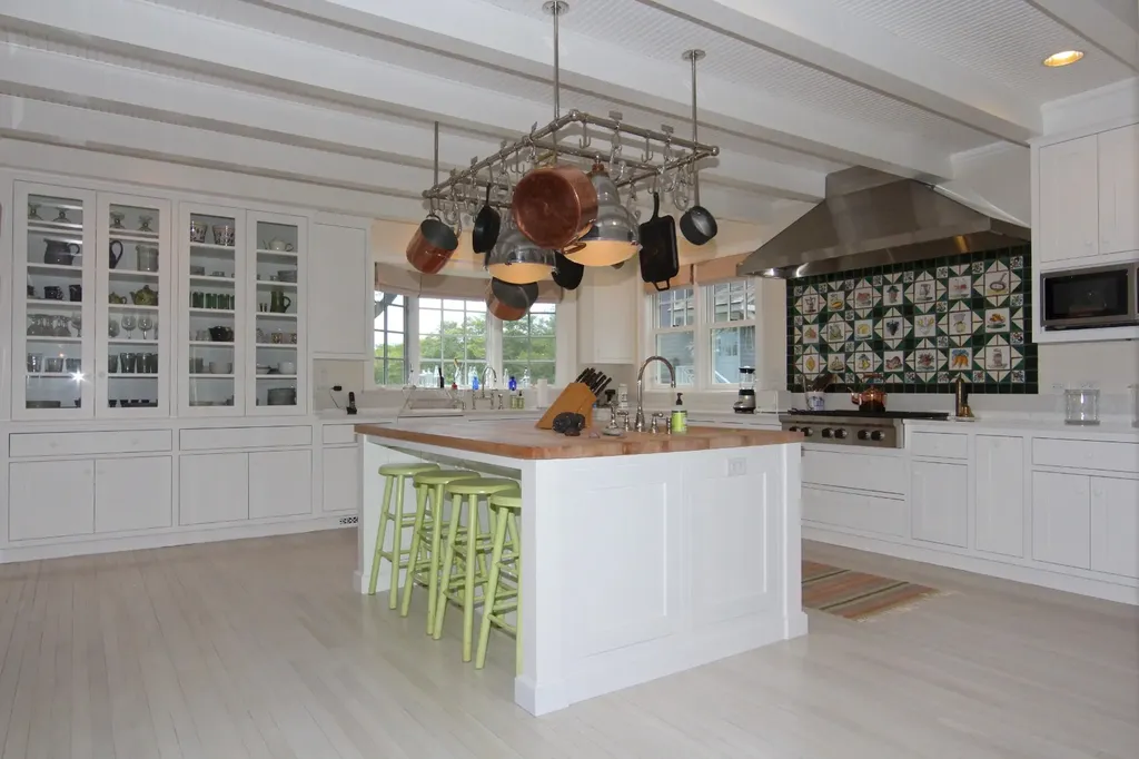 155 John Cottle Road West Tisbury MA 02575