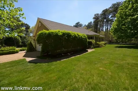 7 Quail Run Oak Bluffs MA 02557