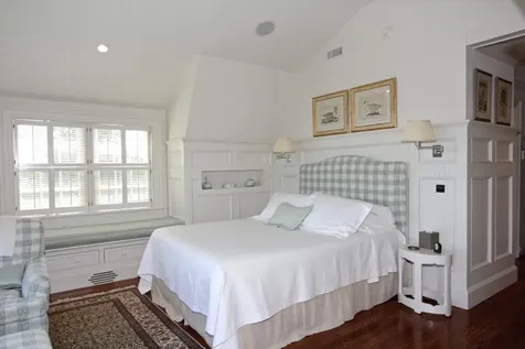 12 Guernsey Lane Edgartown MA 02539