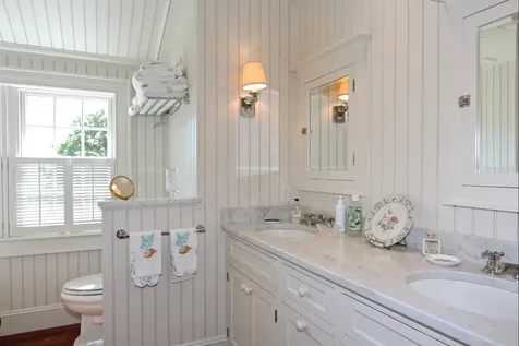 12 Guernsey Lane Edgartown MA 02539