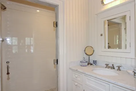 12 Guernsey Lane Edgartown MA 02539