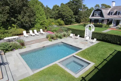 12 Guernsey Lane Edgartown MA 02539