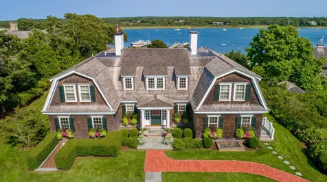 12 Guernsey Lane Edgartown MA 02539