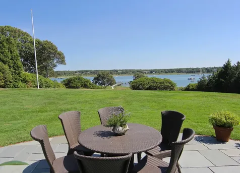 12 Guernsey Lane Edgartown MA 02539