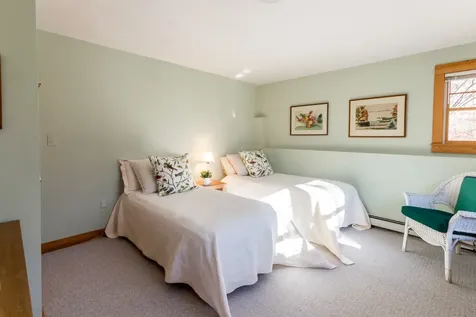 26 Stonewood Lane West Tisbury MA 02575