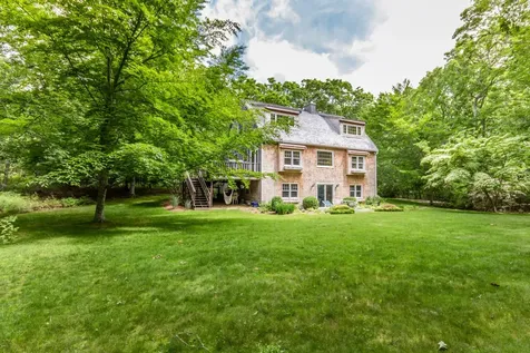26 Stonewood Lane West Tisbury MA 02575