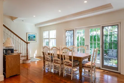 49 North Summer Street Edgartown MA 02539