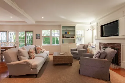 49 North Summer Street Edgartown MA 02539
