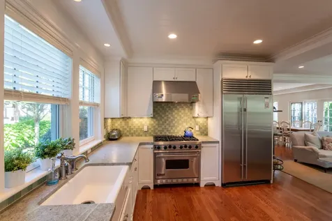 49 North Summer Street Edgartown MA 02539