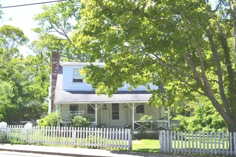 306 Main Street Vineyard Haven MA 02568