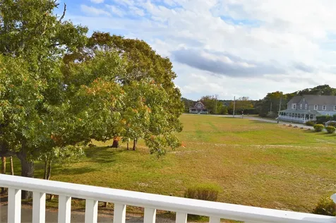 31 Tuckernuck Avenue Oak Bluffs MA 02557