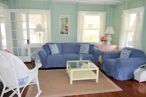 31 Tuckernuck Avenue Oak Bluffs MA 02557