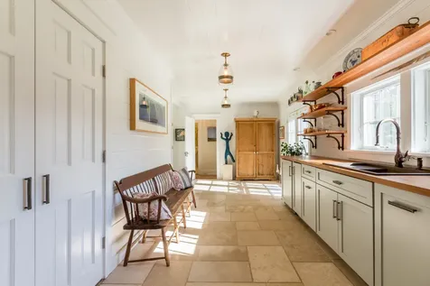 32 Clevelandtown Road Edgartown MA 02539