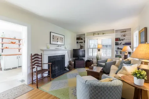32 Clevelandtown Road Edgartown MA 02539
