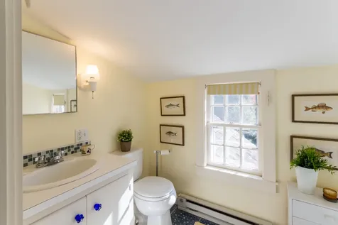 32 Clevelandtown Road Edgartown MA 02539