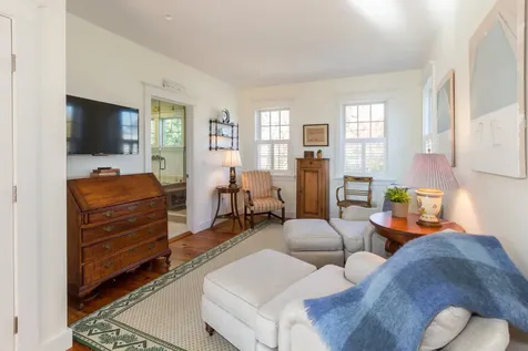 32 Clevelandtown Road Edgartown MA 02539