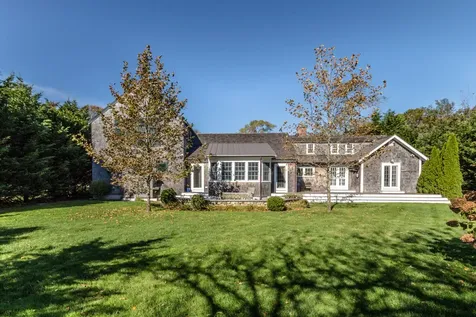 32 Clevelandtown Road Edgartown MA 02539