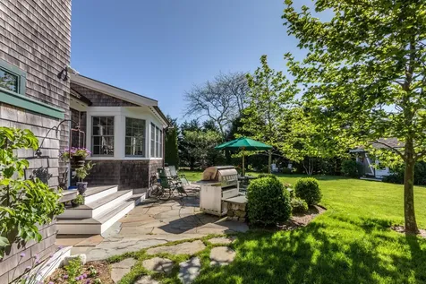 32 Clevelandtown Road Edgartown MA 02539