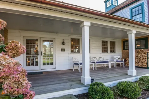 32 Clevelandtown Road Edgartown MA 02539