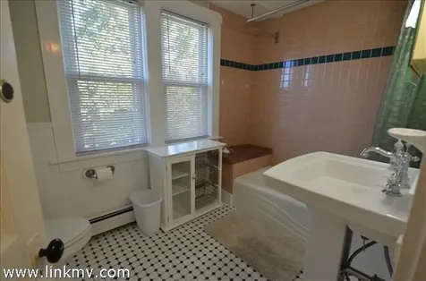 71 Pennacook Avenue Oak Bluffs MA 02557