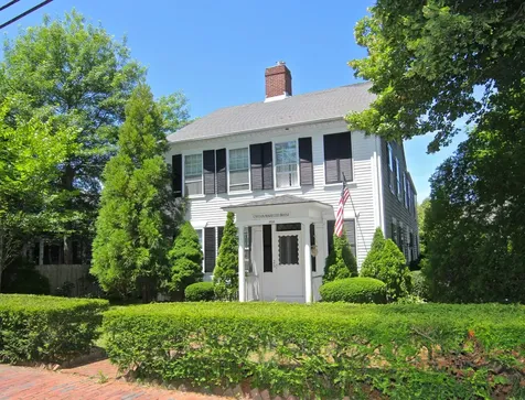 26 North Summer Street Edgartown MA 02539