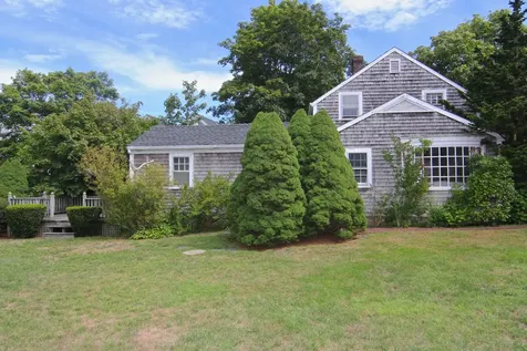 26 North Summer Street Edgartown MA 02539