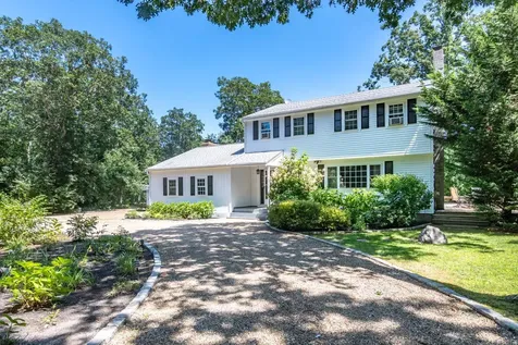 13 Briarwood Drive Edgartown MA 02539